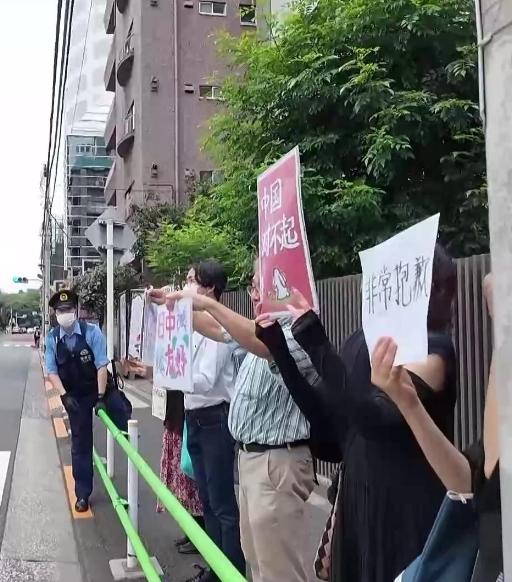 大陆的“单相思”，该醒醒了！马英九的“不统”、朱立伦的“亲美”、洪秀柱的“空喊”