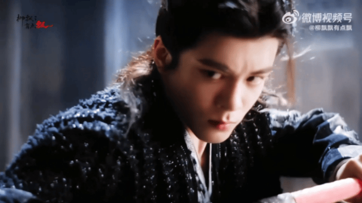 曾舜晞武拾光长枪打戏 曾舜晞长枪打戏好有力度和美感曾舜晞长枪打戏力道与美感兼具，