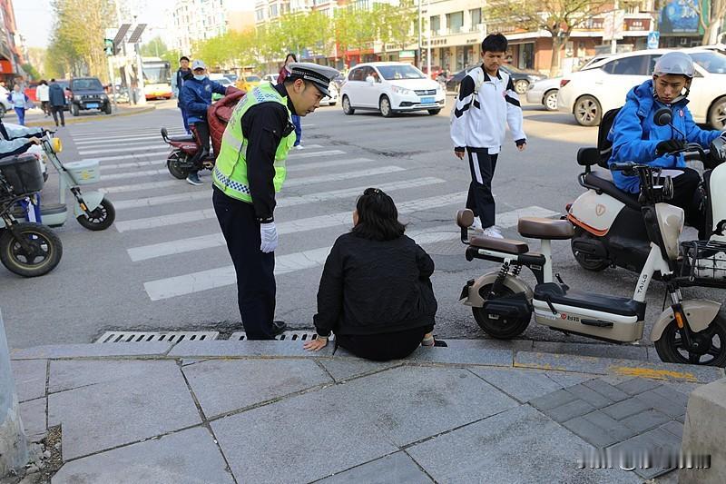 为什么说善良的人，往往有好报？
 
      善良是本心，身从心走，就会有好报