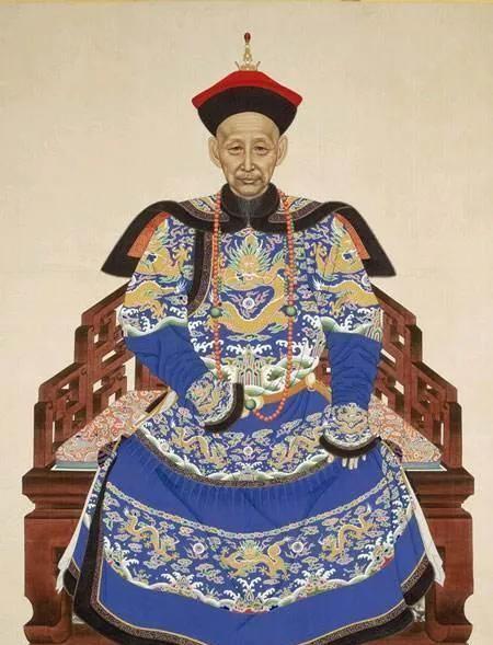 济尔哈朗：凭借睿智与精明赢得三代皇帝宠信的大清开国铁帽子王
1639年隆冬的盛京