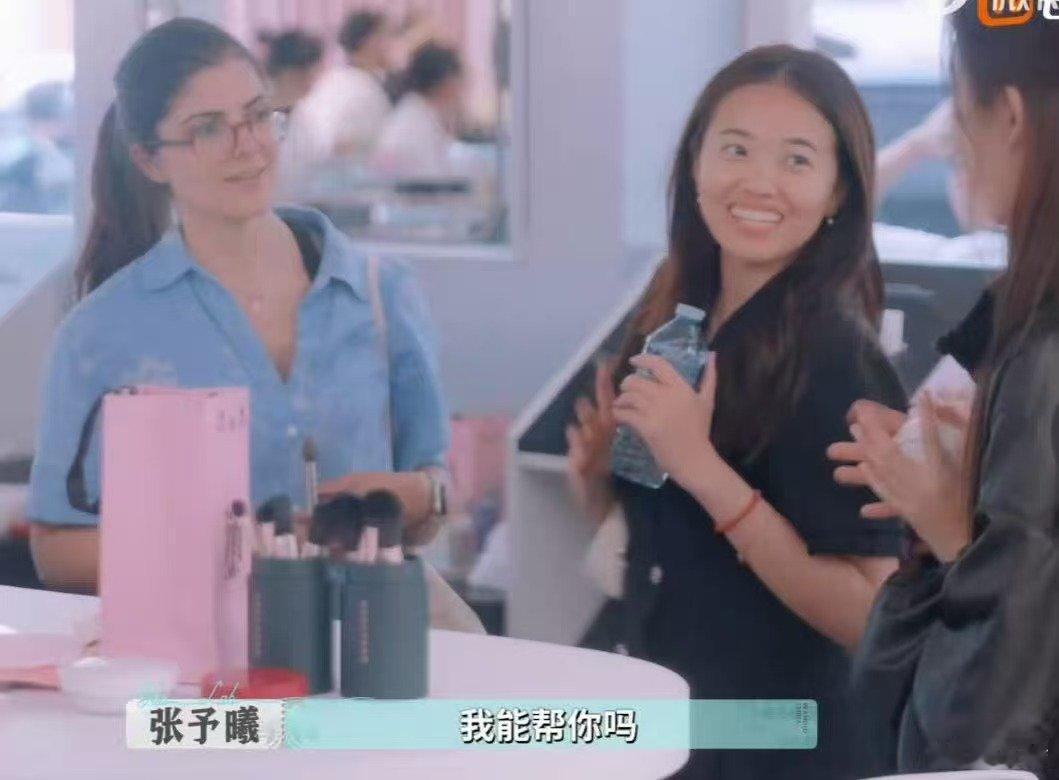 李佳琦[超话]进店一个李佳琦 出店七个李佳琦巴黎合伙人名场面巴黎合伙人 看李佳琦