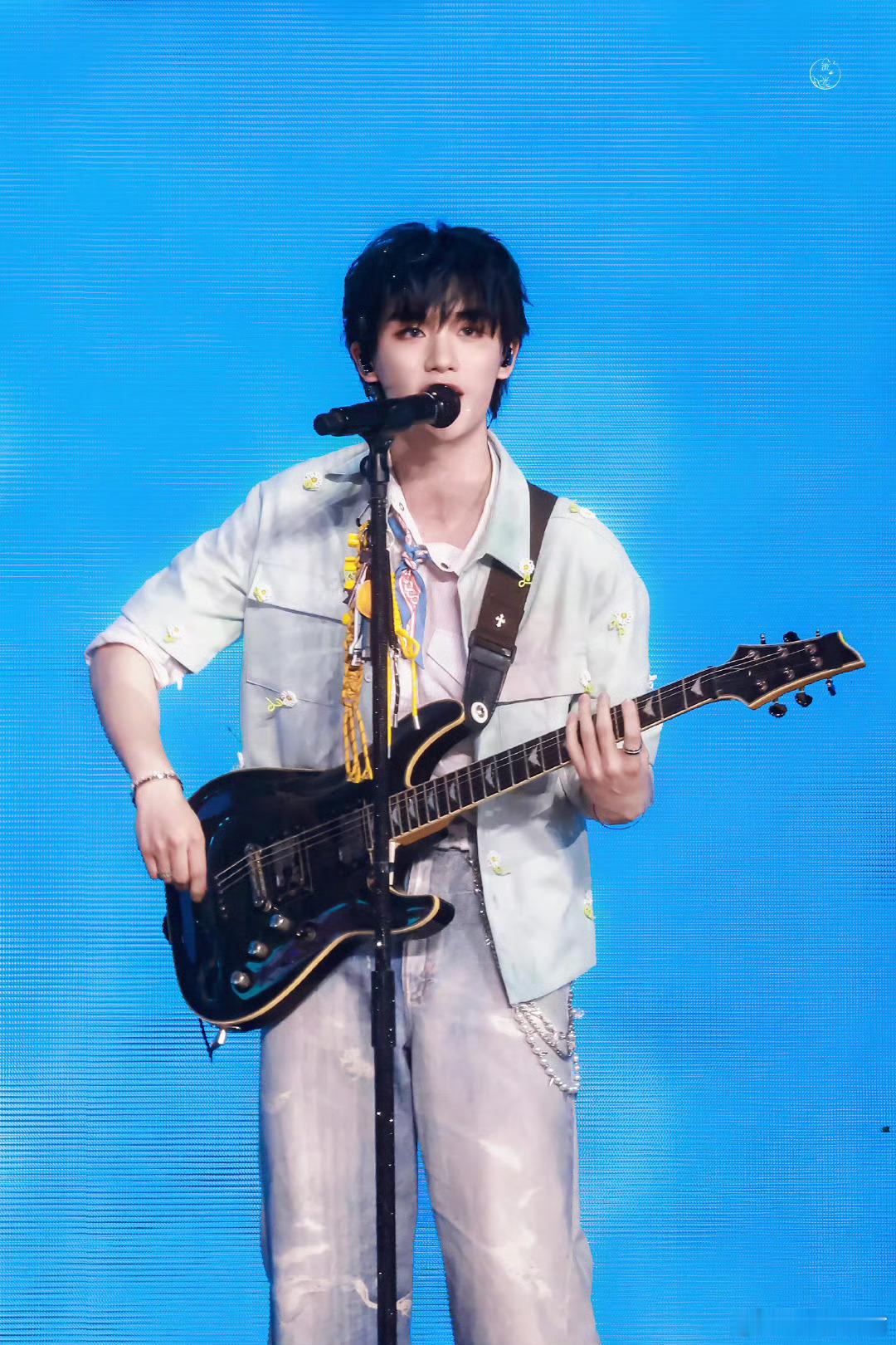 丁程鑫 ✨丁程鑫加冠礼演唱会 ✨丁程鑫 全能主舞大top “敬你恣意蔓生的野心敬