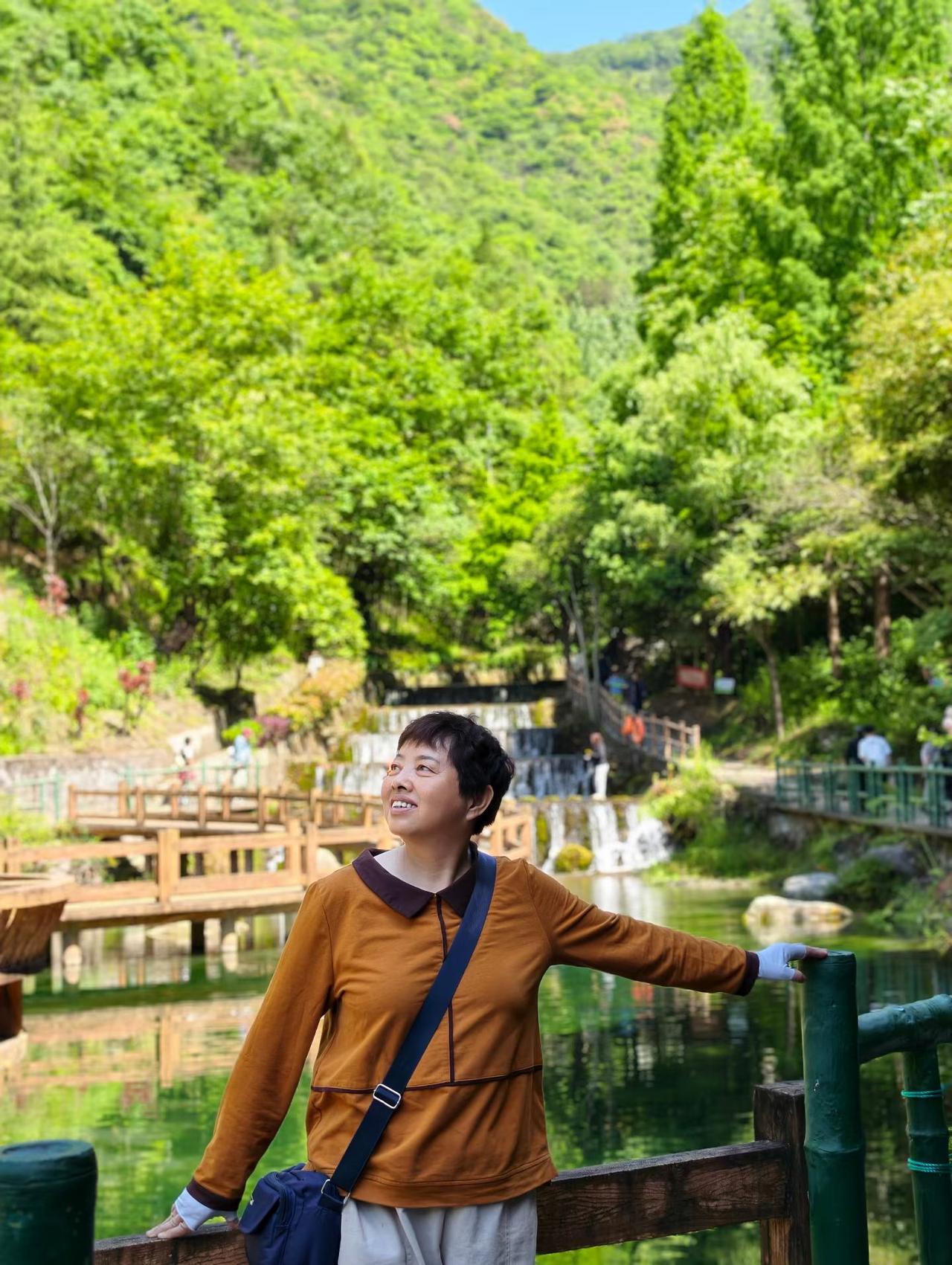 接纳不完美拥抱本真，与生活温柔和解，活出自在人生
 
人这一辈子，总在追求完美，