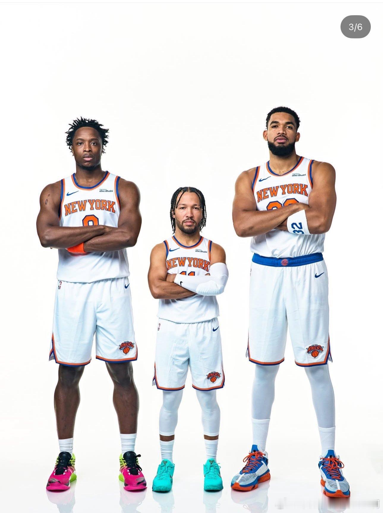 NBA[超话]  布伦森这张不是P的吗… ​​​