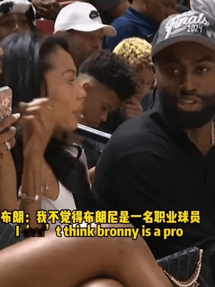 媒体估计请来了唇语专家，才会解读出布朗和女朋友的对话。
太子爷布朗尼打的4场比赛