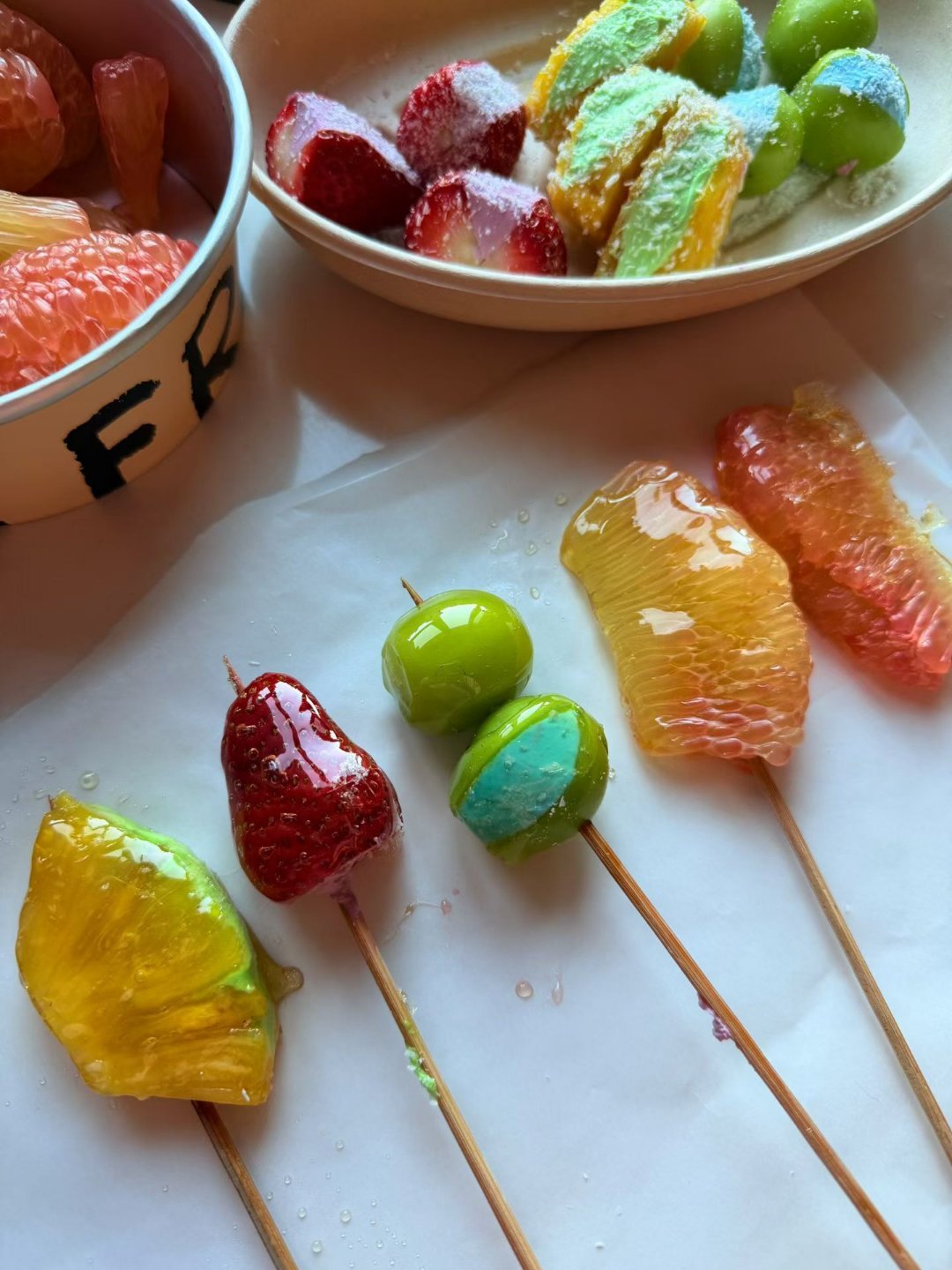 但凡能串上的，都整上，哈哈，只要有糖一切皆可沾