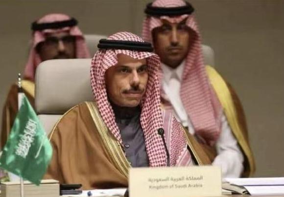 沙特要是真的直接下场，就应验那句著名的阿拉伯谚语了，“不要发怒，因为你一发怒，就