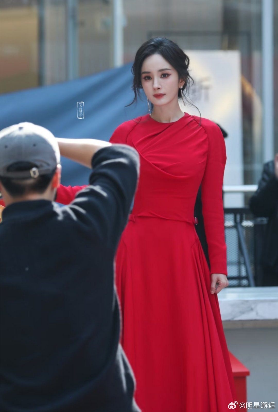 杨幂你知道的我从小就跟着你 被粉丝这句喊话戳中泪点！从《仙剑》雪见到《宫》晴川，