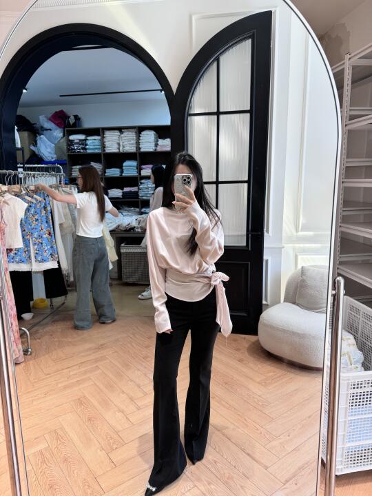 被路人追着问的韩系春日穿搭