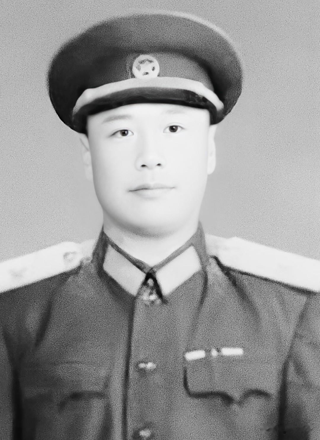 中国人民解放军开国将帅名录之第1492位，魏洪亮（1915一1990.5.24）