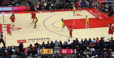 杜兰特7个失误！ 