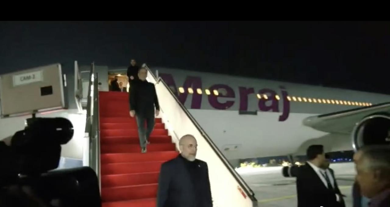 由卡利巴夫率领的伊朗代表团已抵达巴基斯坦伊斯兰堡

由议长率领的伊朗代表团抵达伊