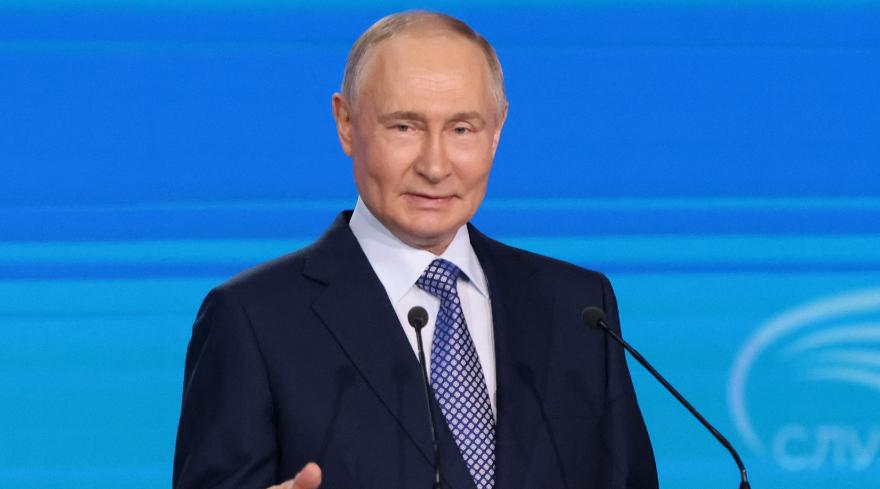 就在 1 月 8 号深夜到 9 号凌晨大家都在睡梦中的时候，俄军突然发射了一枚 