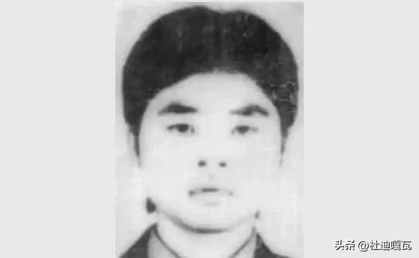 以为跑英国就安全了？7亿多的资产一夜全部被冻结，这下傻眼了！
一名福建男子把非法