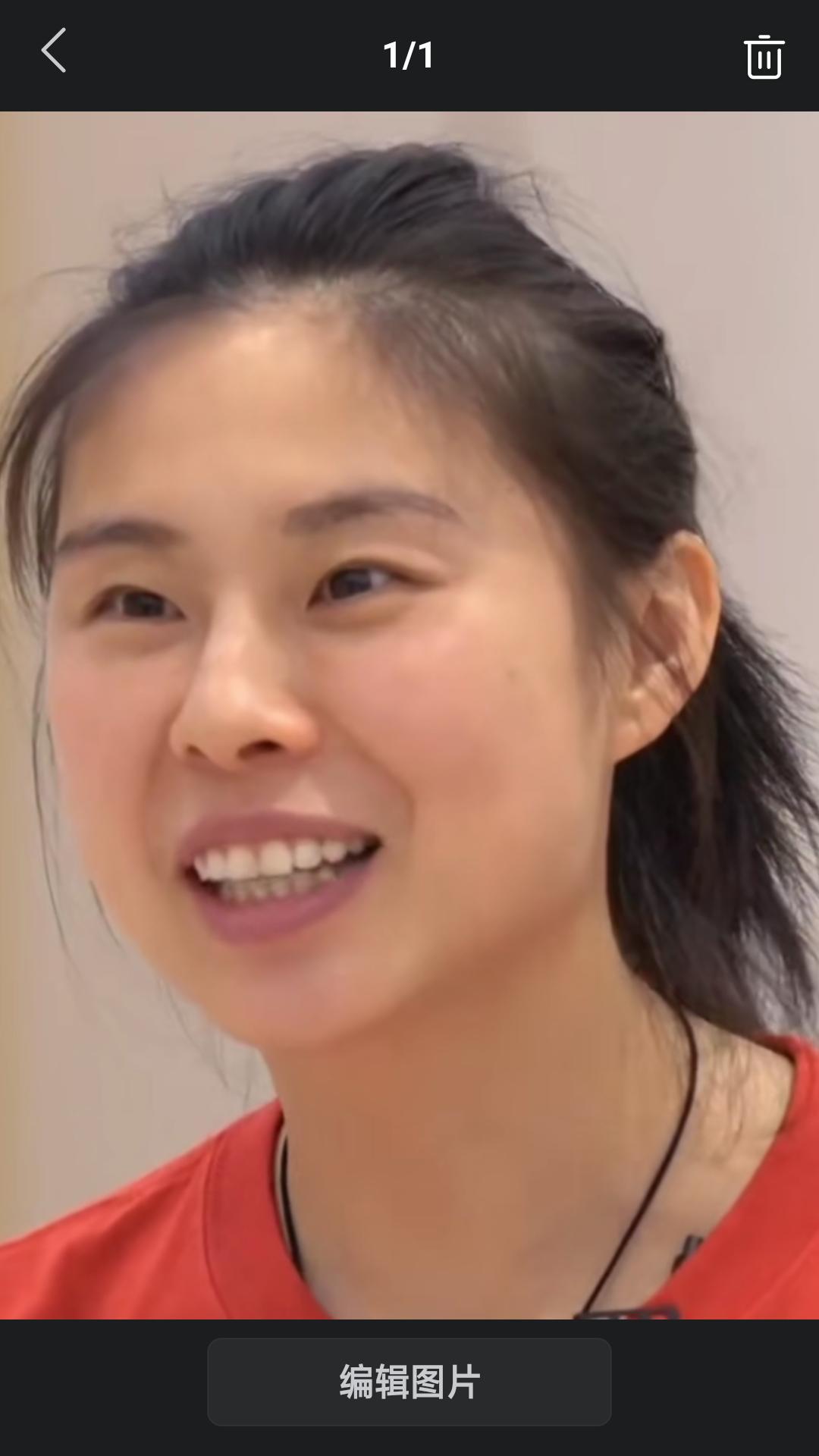【中国女篮名将王思雨接受媒体采访时直言，她心目中中国女篮历史最佳五个人，内线是: