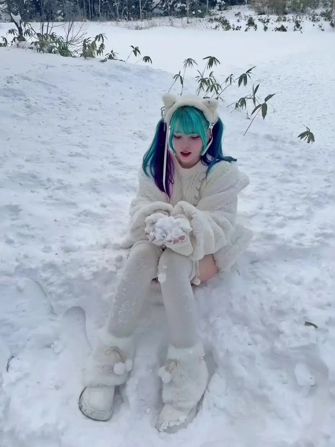 搬到日本后，每年冬天我都会去找雪玩～ 因为真的好想念冬天的雪呀🥹