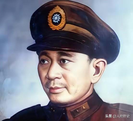 他是著名的“逃跑”将军，也是黄埔一期最长寿者活了103岁，还生下一个家喻户晓的明