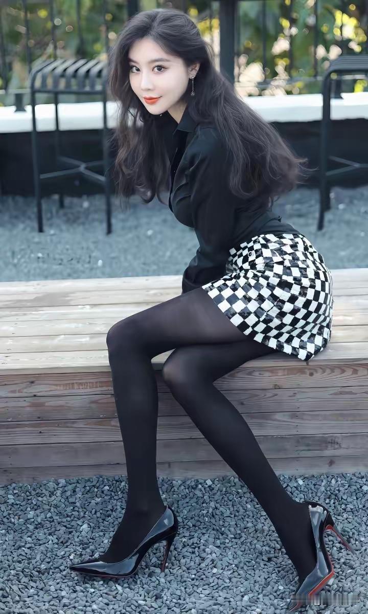 1210.躯壳再美丽，也比不上灵魂的美。