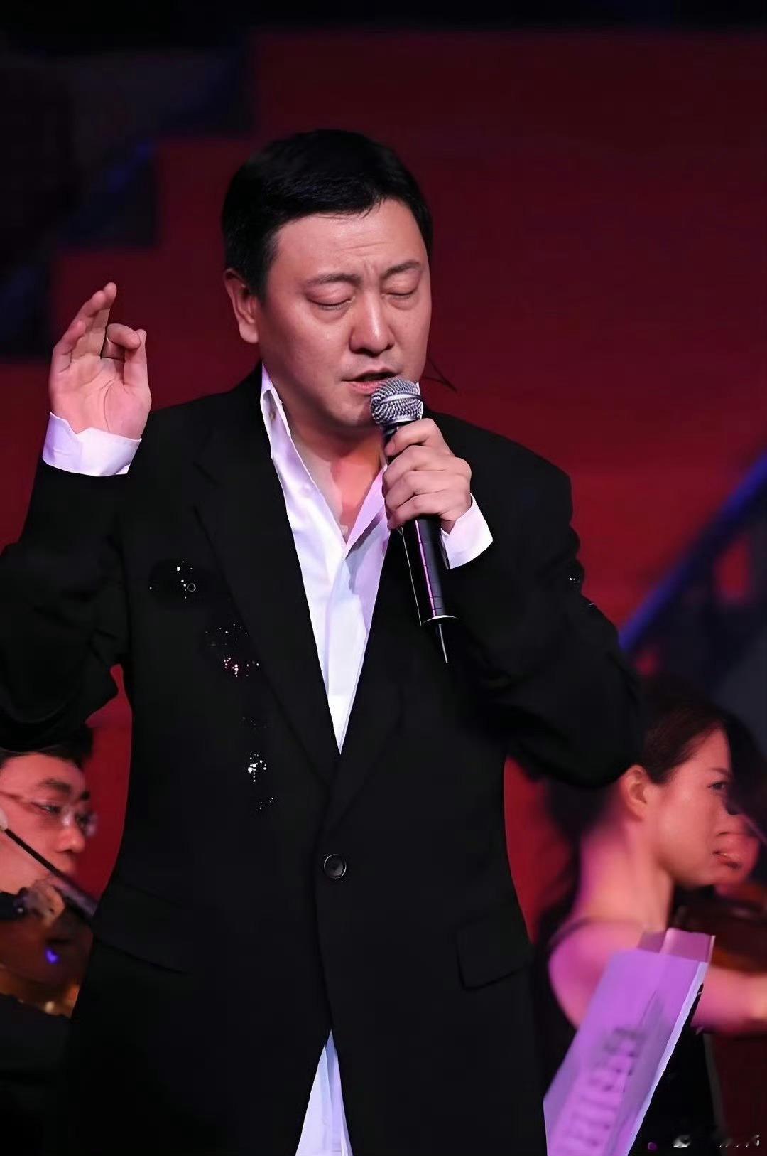 韩磊歌手帮唱胡彦斌韦礼安歌手帮唱张远欧阳娜娜歌王之战帮唱窦靖童 万众瞩目的歌王之