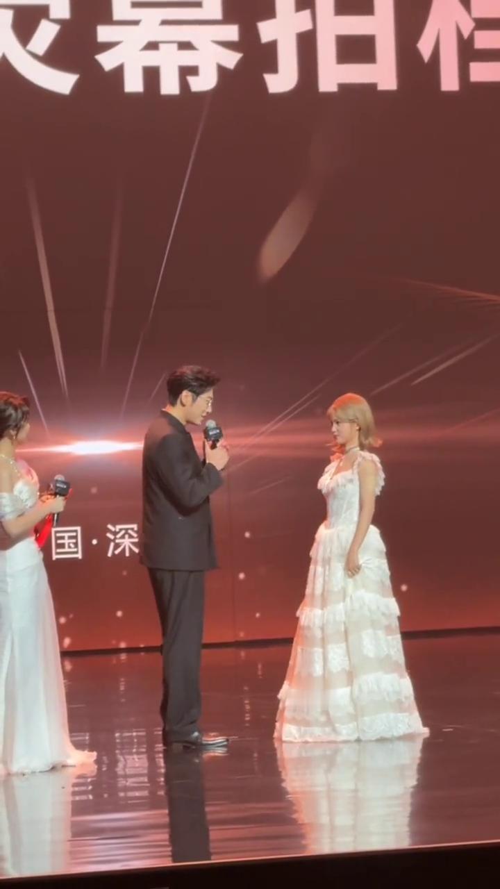 小猫，你也知道我平时把我那八百多个心眼子都用你身上了，你看你能不能给我个机会。给