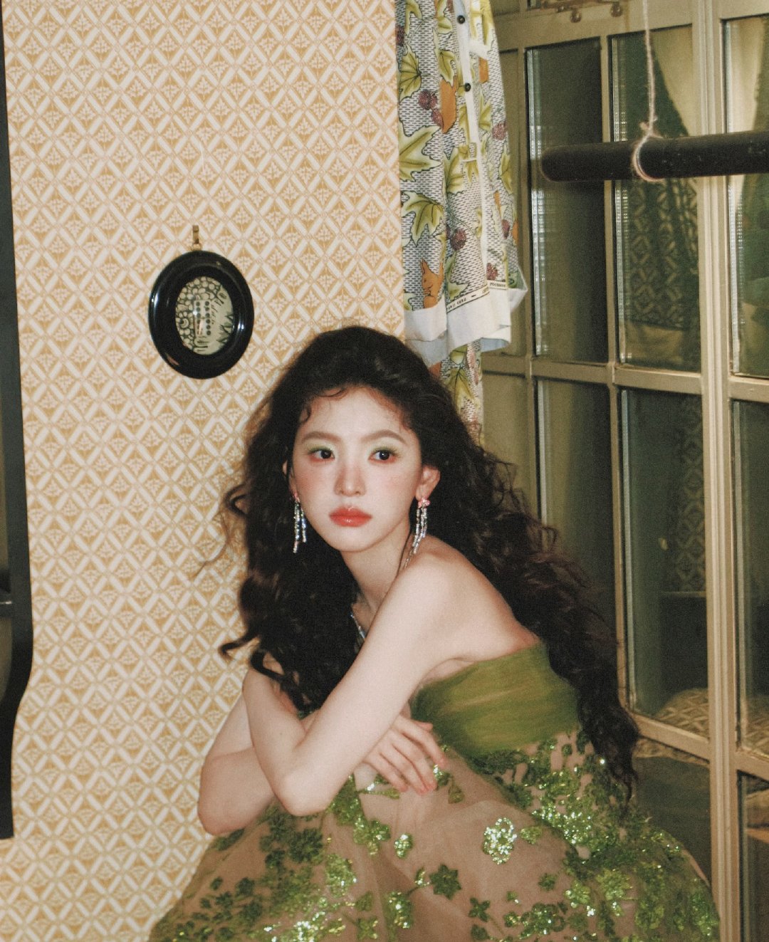 章若楠绿野仙踪妆杨单给章若楠化的绿野仙踪妆好美，精灵🧚即视感！杨单给章若楠化的