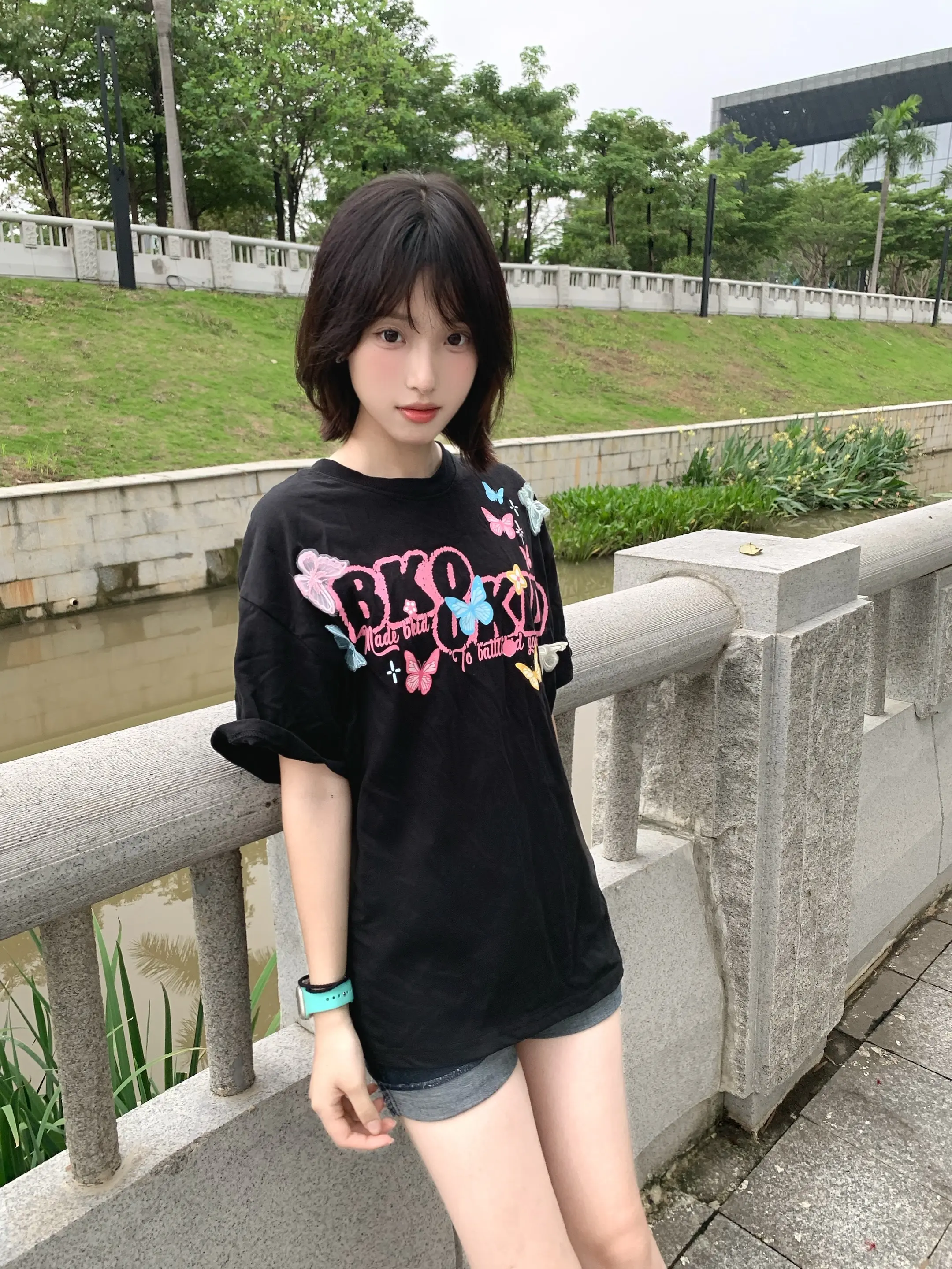 我无条件相信你的那一刻 你的谎言就不该对我说