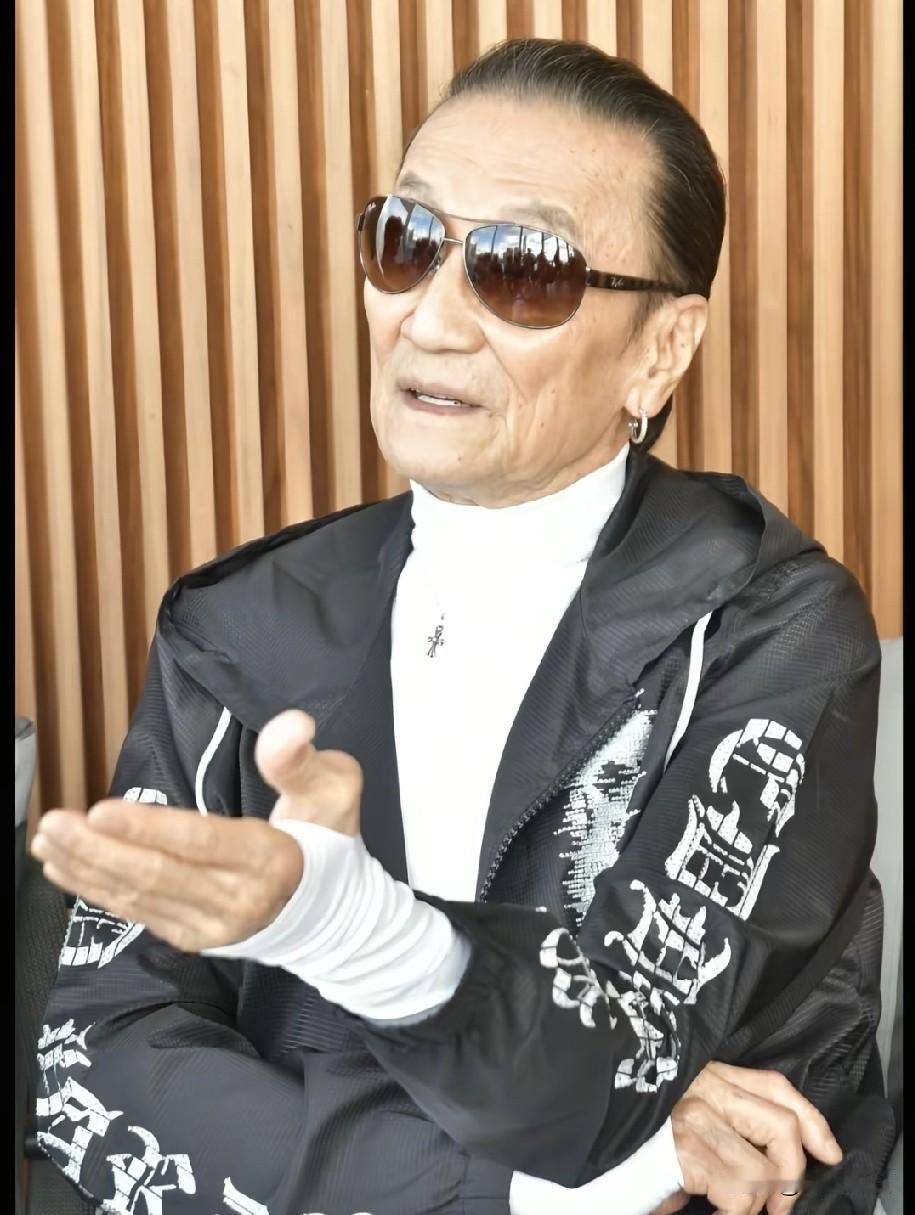 谢贤今日传出离世噩耗，享年89岁，之前网上多次造谣他离世的消息，没想到这次是真的