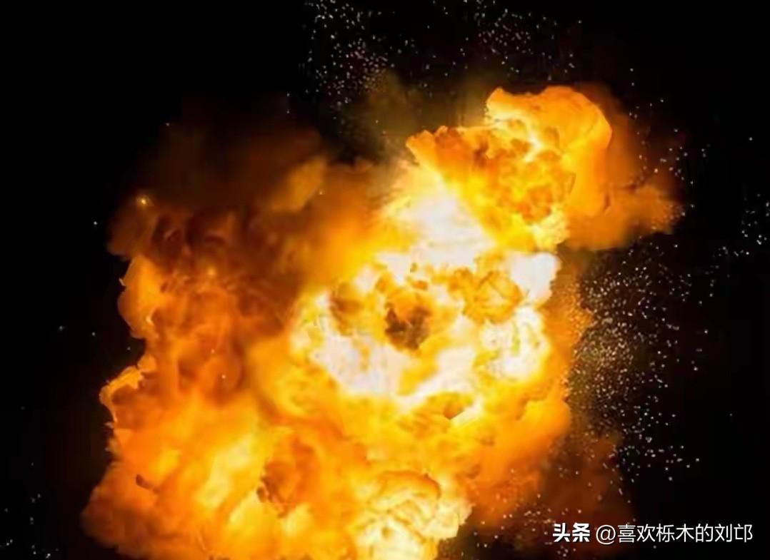 特朗普真的急疯了！
美以联手对伊朗下死手发动斩首空袭后，伊朗的报复来得又快又狠，