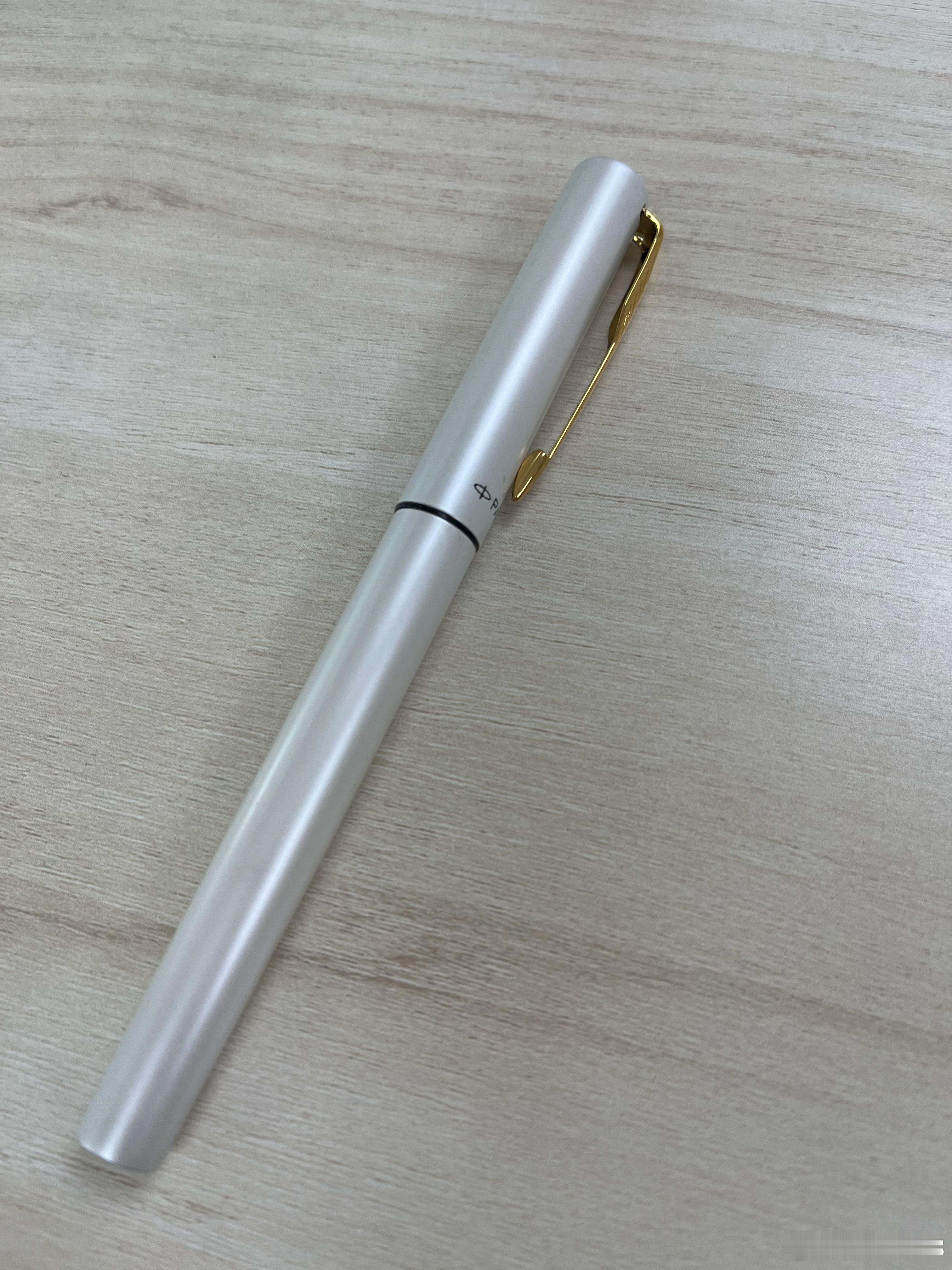 即将启用我的神笔，希望不要再丢笔了谢谢。真的讨厌别人翻我东西！ 