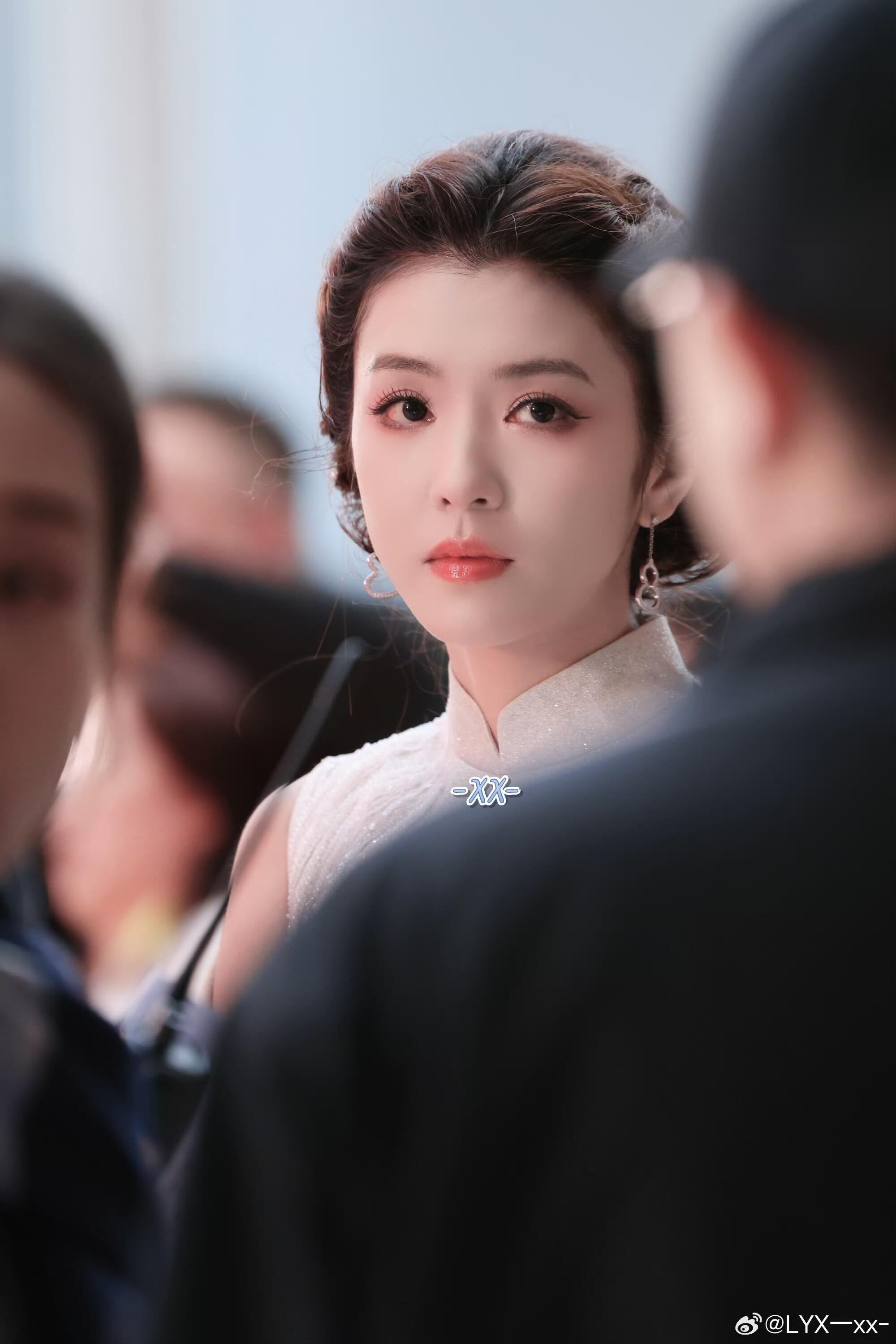 李云霄入围百花奖李云霄谈塑造镖人燕子娘真正的表演成长，是跳出固有模式的不断迭代。