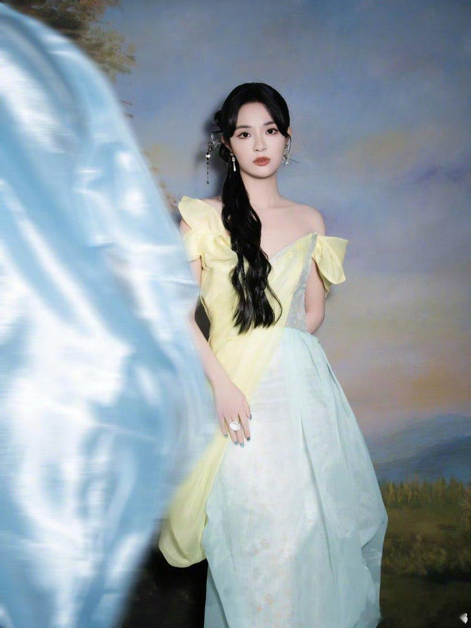 被李莎旻子朋友圈照片诈骗猜半天全是非洲拍的！中国风渗透力绝了哈哈哈 