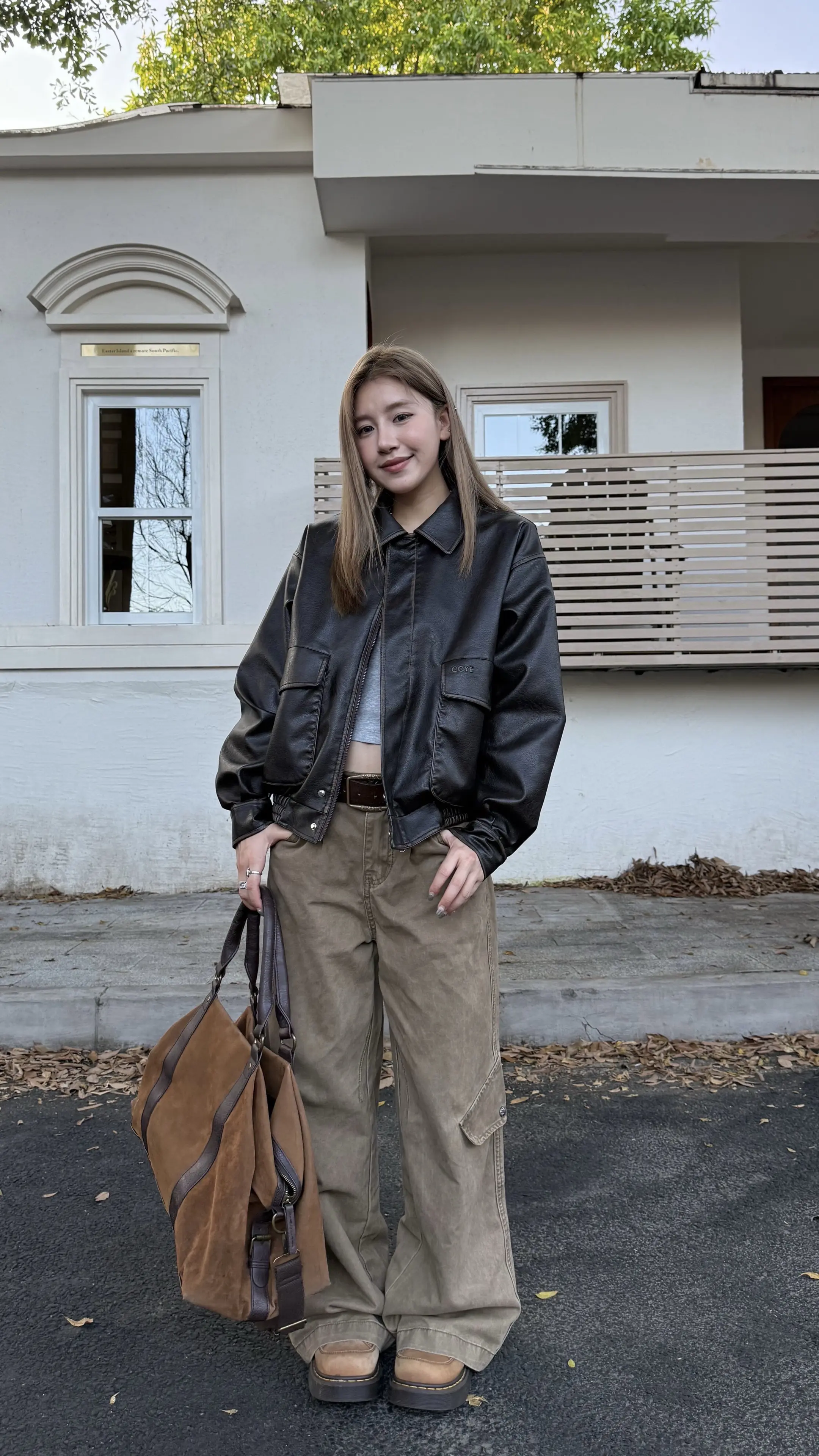 秋天也太适合皮衣了。