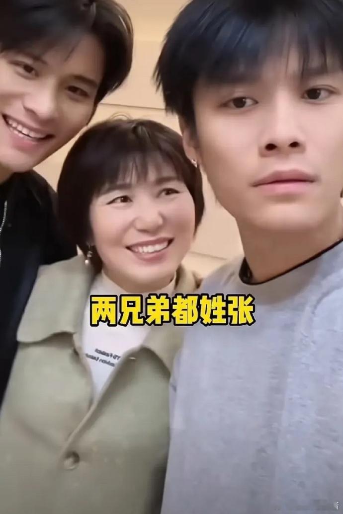 越扒越有，小杨哥三代还宗[思考]爸爸跟奶奶姓，兄弟俩跟爷爷姓，生的孩子跟了老婆的