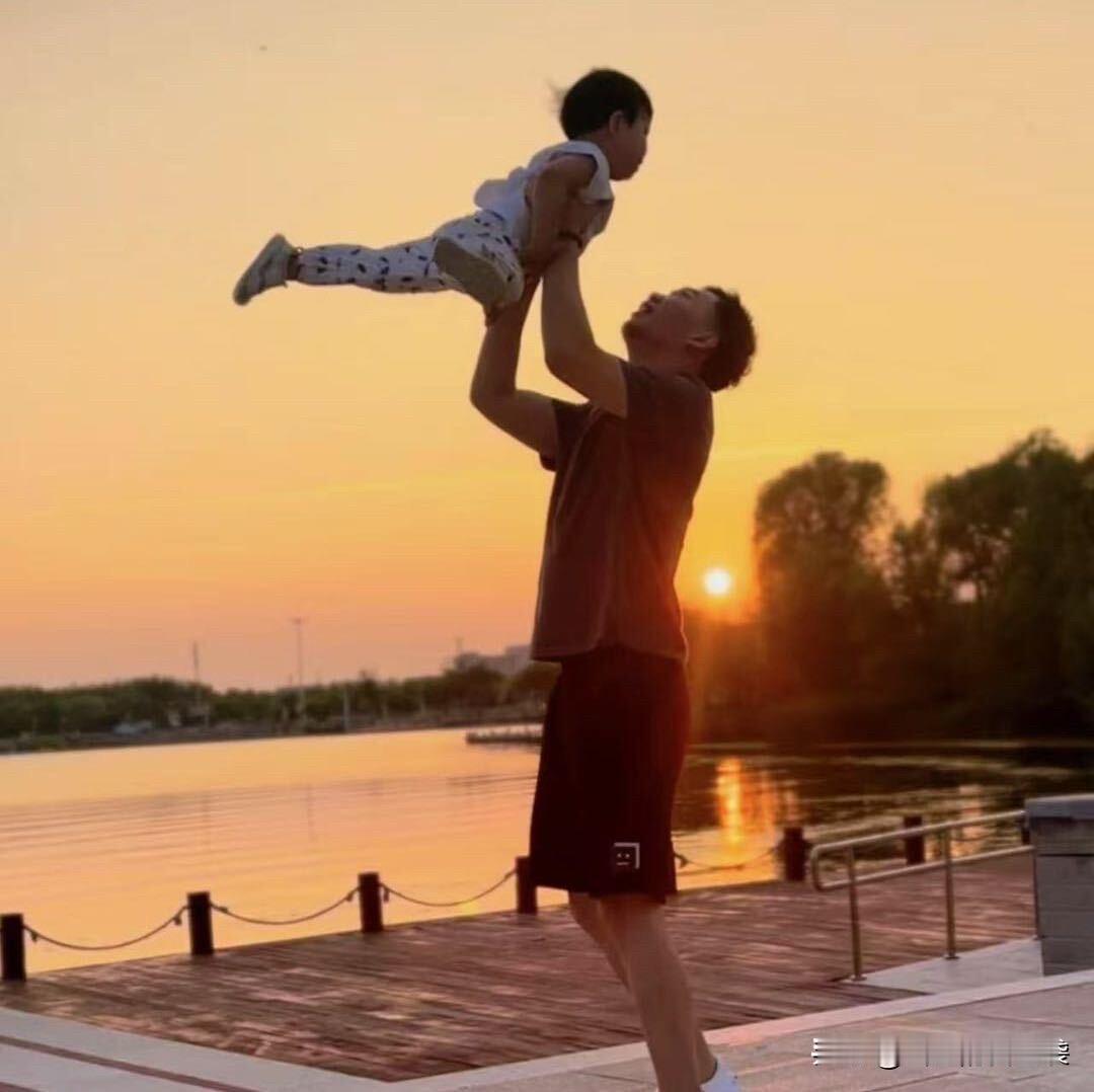 有件事儿，跟一直关注我的朋友们说一声

雪宝的成长日记，不会停更。

最开始的时