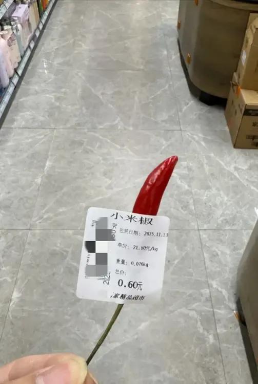 广东人怕辣果真名不虚传，瞧这位朋友买的这个量，我算见识了！[笑哭]