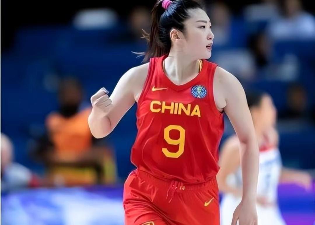 李梦、张子宇同时缺席，中国女篮亚洲杯前景如何？
 
据中国女篮主教练宫鲁鸣介绍，