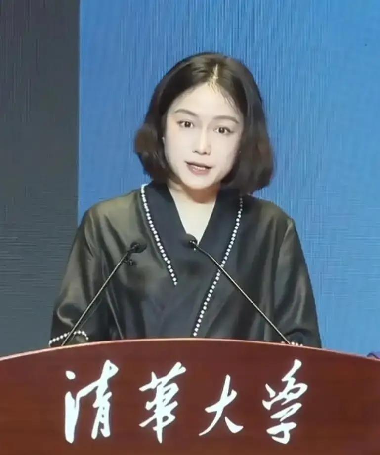 50岁的翁帆让人瞩目，这让我意识到：女人最应该追求的生活方式，简而言之就是这三点
