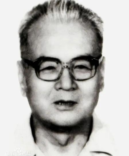 周子健，中共十一届中央候补委员，1914年4月生，长期从事工业与地方政务工作，曾