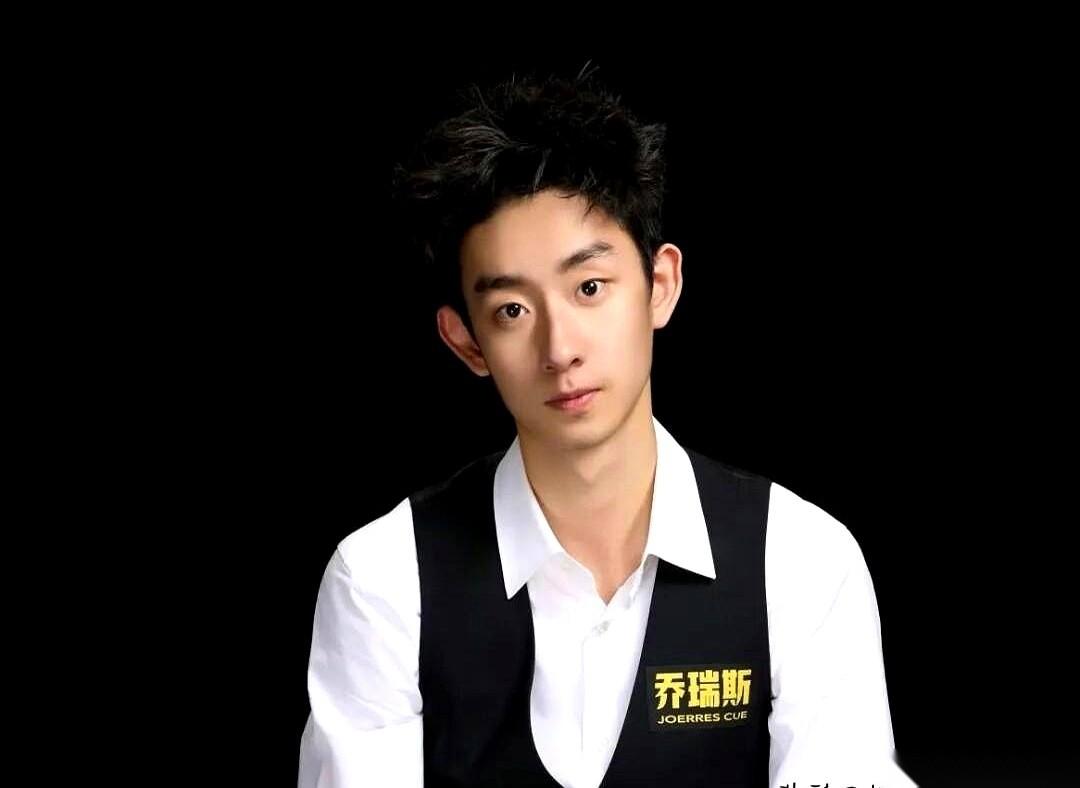 他们说，吴宜泽不可能掀翻塞尔比。
说这话的人，只看到了塞尔比首轮十比二的比分，那