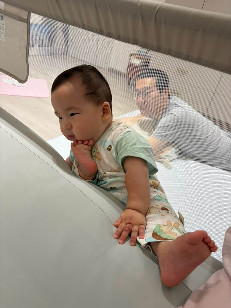 真是属蛇得，就爱钻缝儿钻不出来，就赖唧哭收官小号