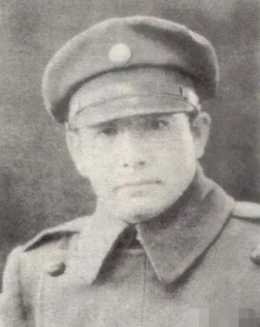 1947年，李天霞因见死不救，导致张灵甫丧命，逃到台湾后，起初并没立刻被算旧账，