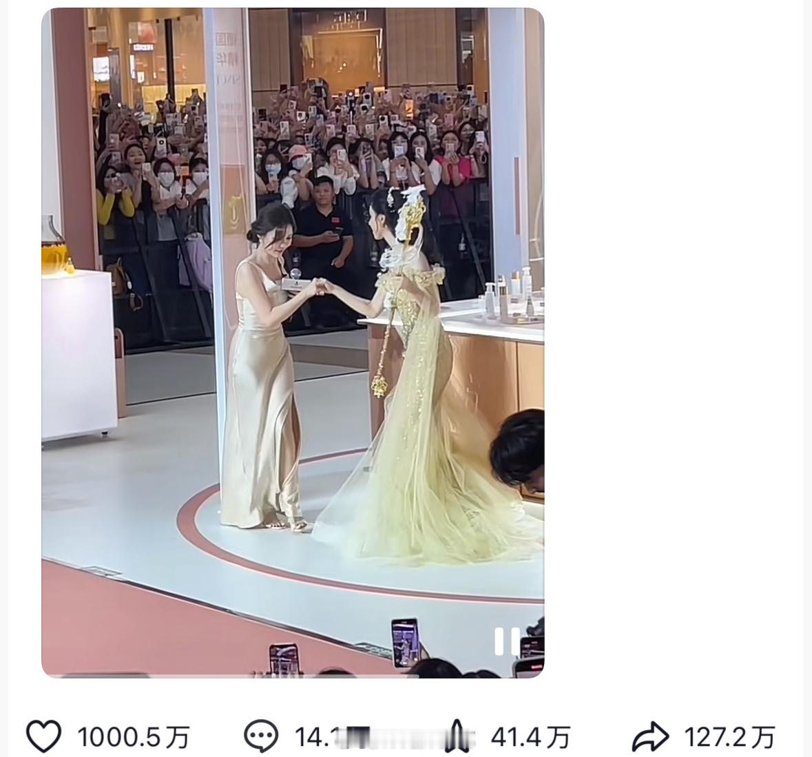 陈都灵内娱首位饭拍路透破千万点赞路透视频，这也太厉害了吧！🔥陈都灵内娱第一位饭