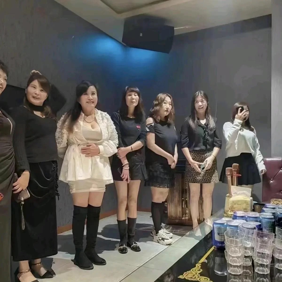 很明显，ktv也明白大家最近的难处…… ​​​