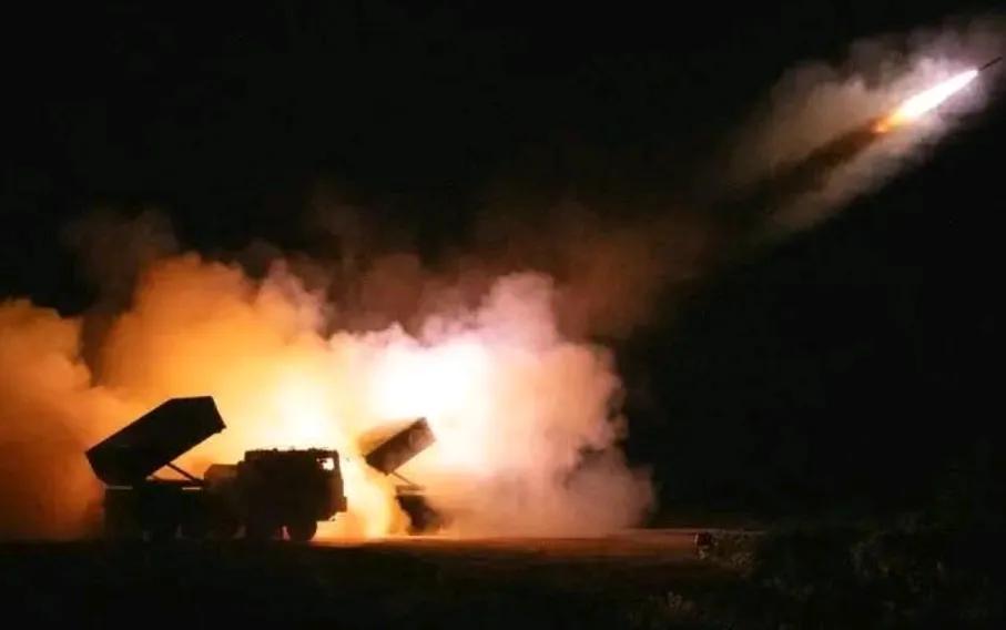 俄乌战争，真正的受害者永远是乌克兰！
在美国总统大选向全世界赤裸裸的展示其公正、