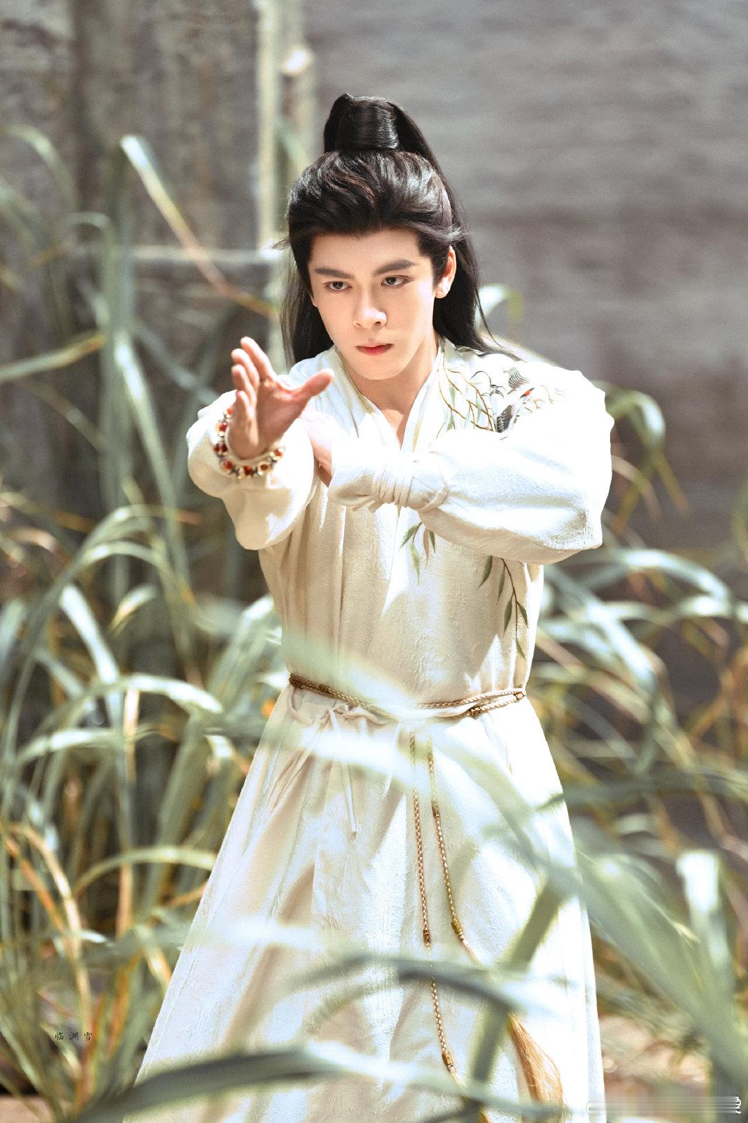 曾舜晞问也包括我吗 曾舜晞武拾光阻拦断尾这段真的扛不住！武拾光把所有温柔和坚定都