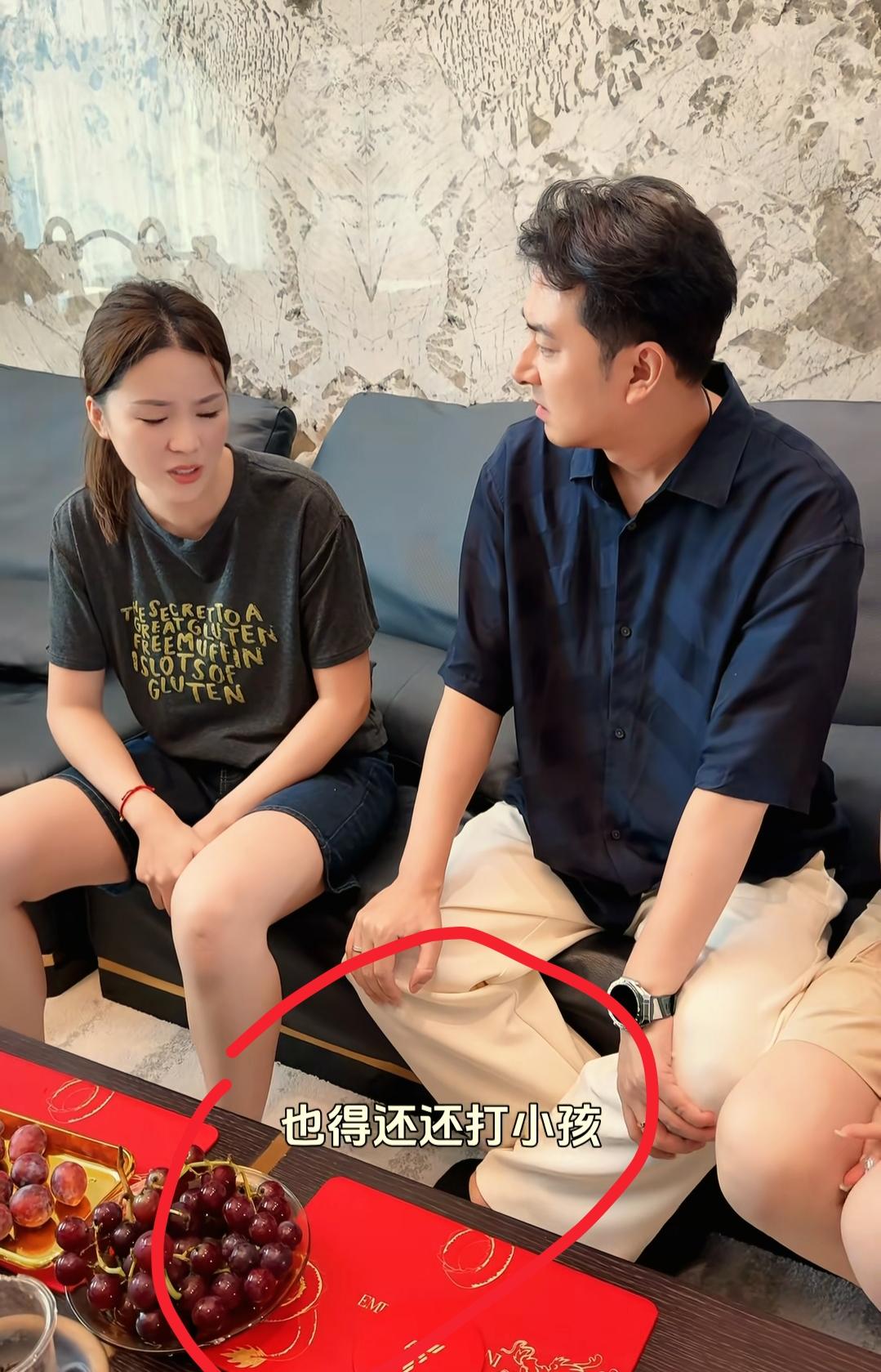 看到二妹老公小强欠债主动扛事入狱，我忍了
看到二妹受打击住院，我也忍了
可是看到
