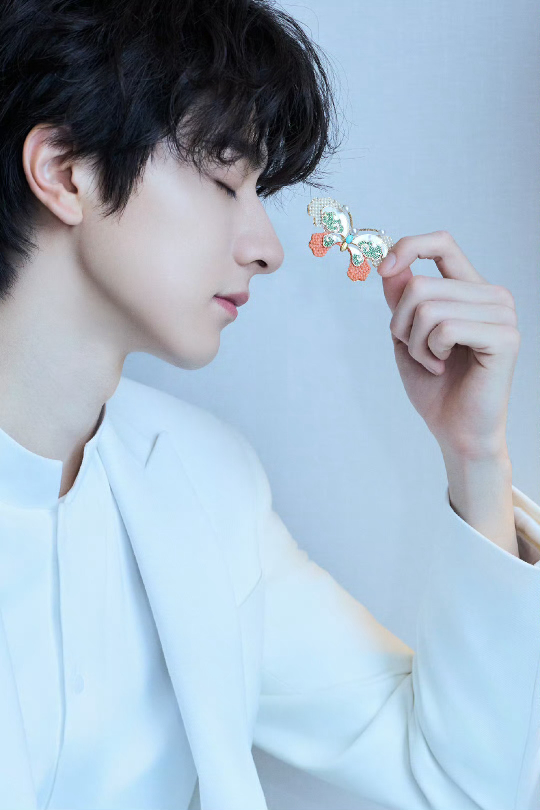 林一温润流转间自有风雅  林一纯白西装造型 林一温润流转间自有风雅，太帅了哥，[