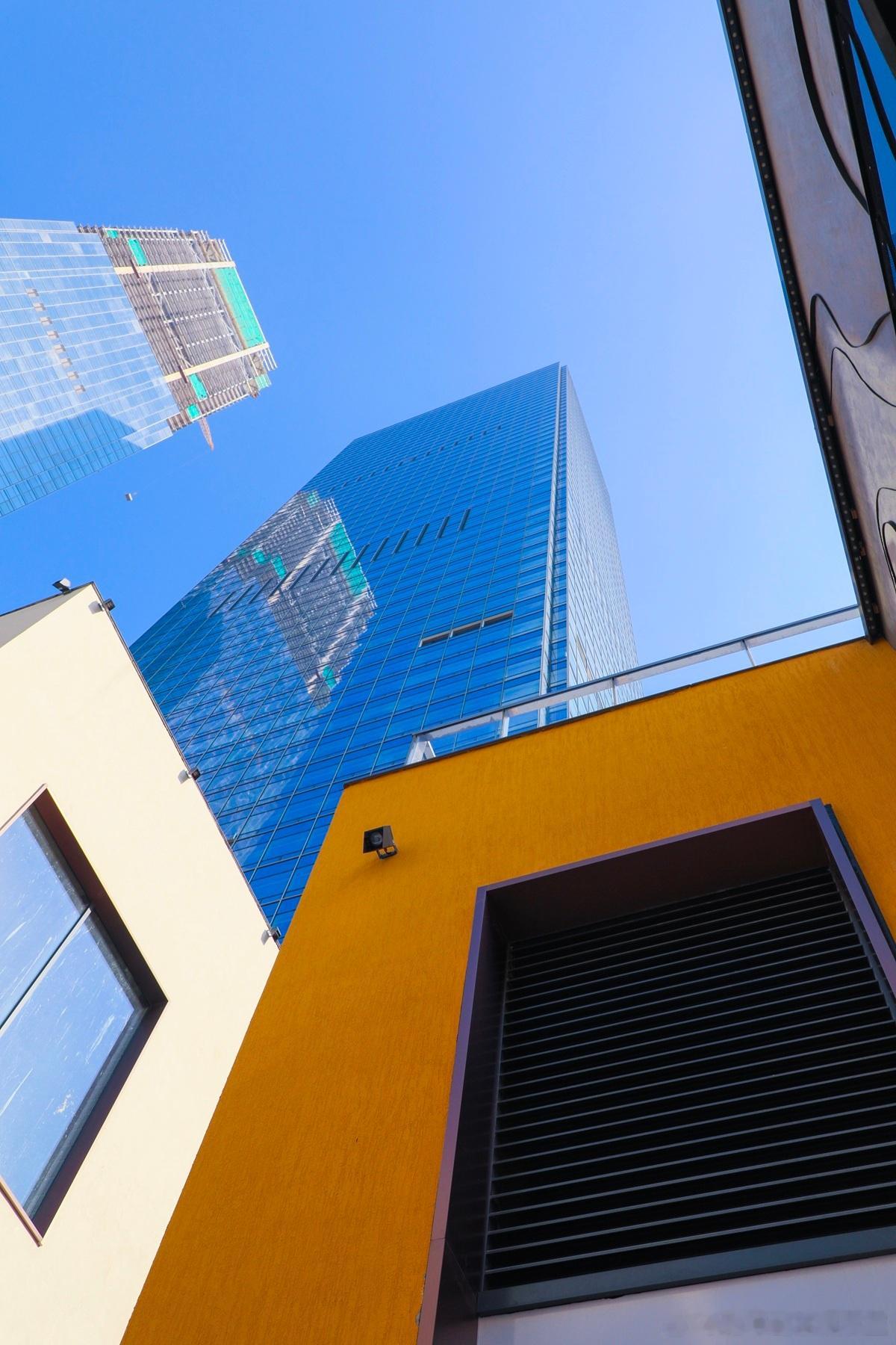 【对赌协议：两条红线不能碰】1．金额别“算过头”协议里可以约定两者同时主张，回购