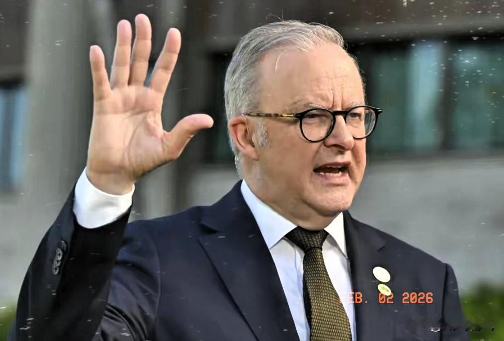 澳大利亚政府翻脸，放话要强行收回达尔文港，可这个港口的运营权，中企早就签下长期合