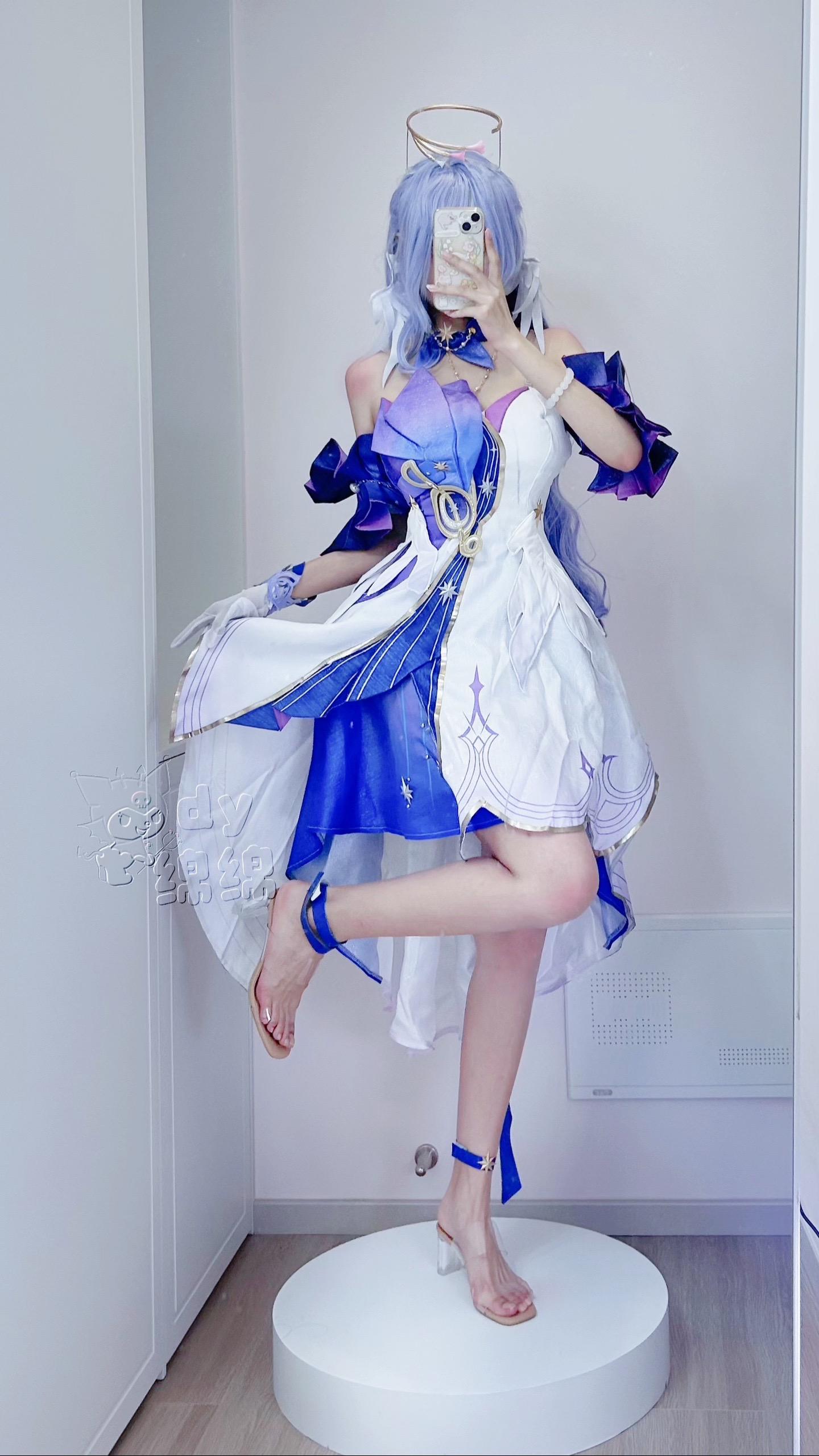 是谁还没有知更鸟小姐呀？等醒来再哭泣